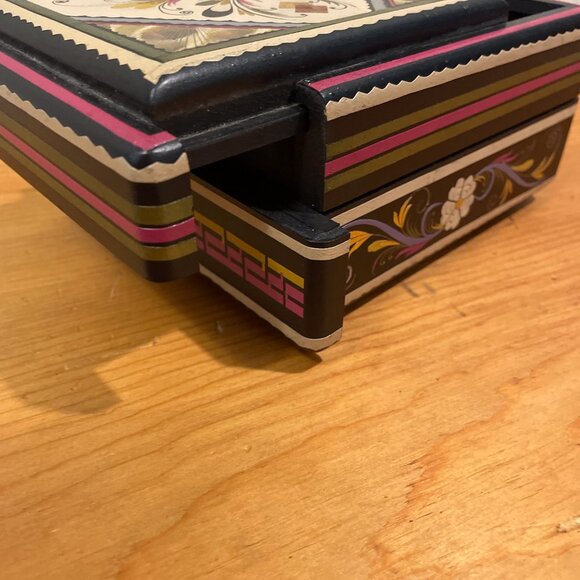 Mopa Mopa art "secret" box - Picture 3 of 7